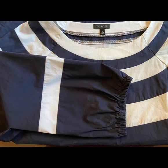 Talbots blouse - Picture 3 of 4